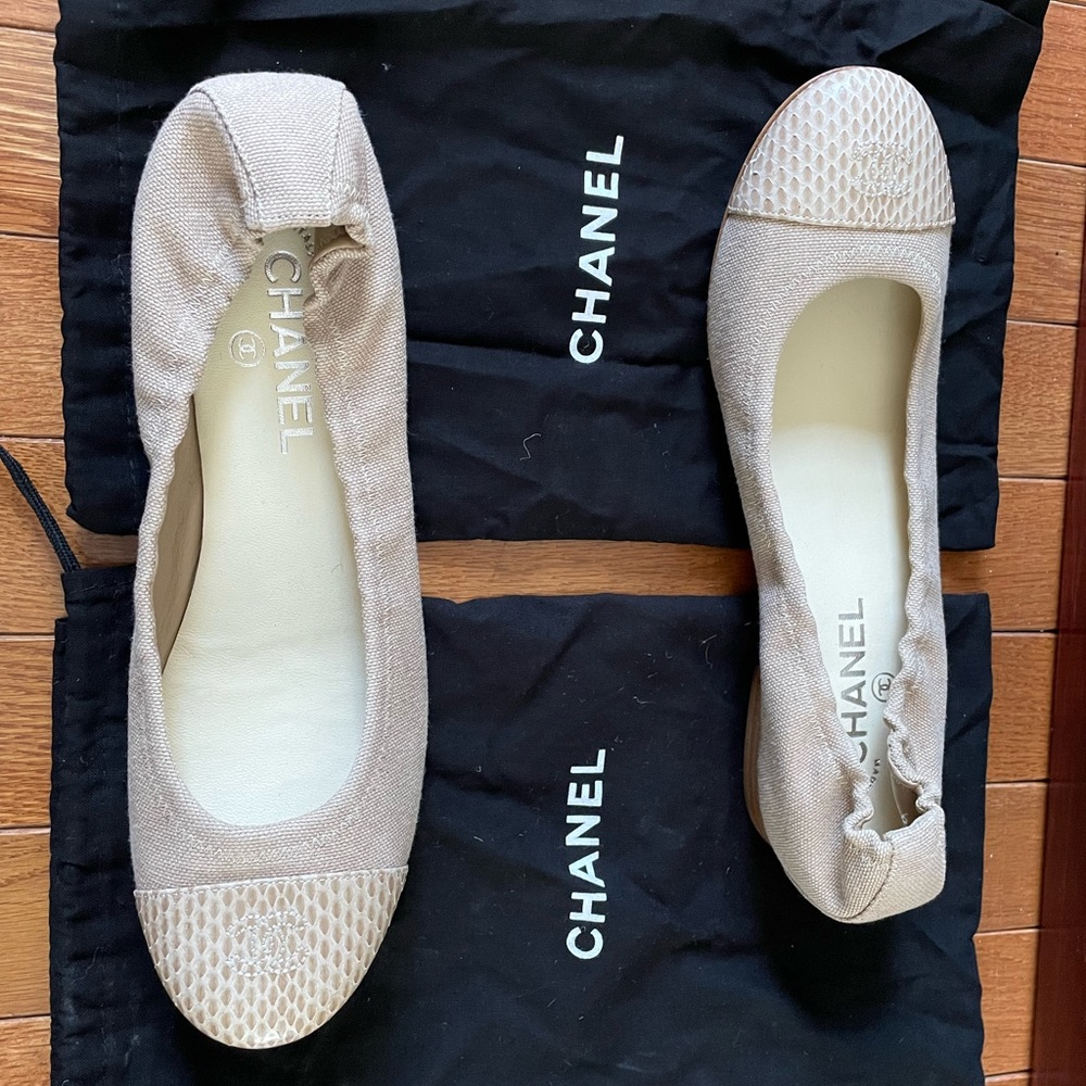 Chanel canvas snakeskin cap toe flat